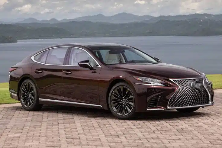 an image of a Lexus LS