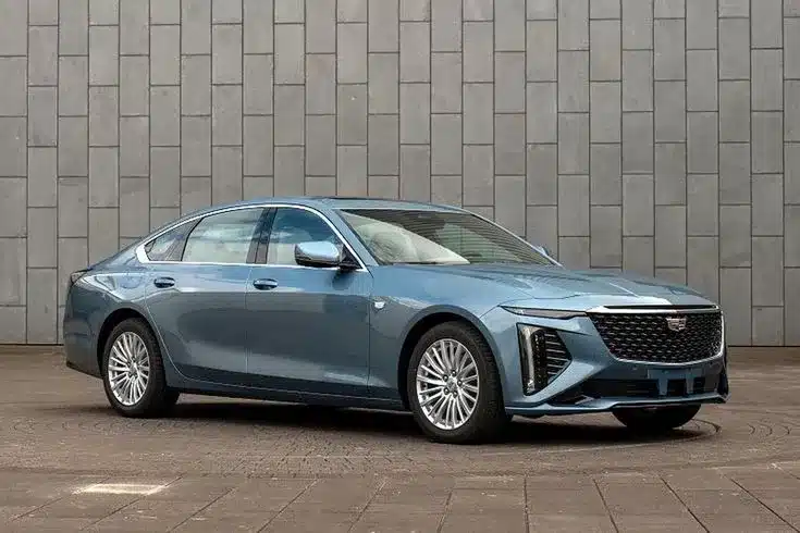 an image of a Cadillac CT6