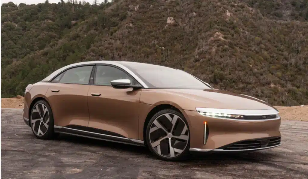 an image showing premium luxury car