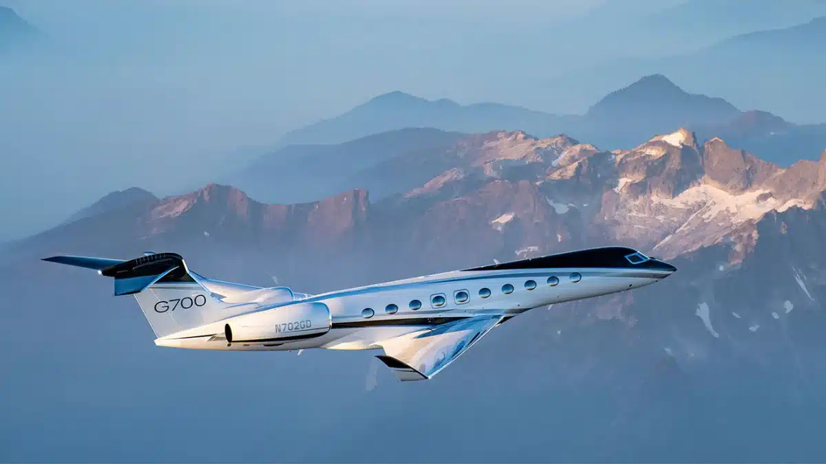 Gulfstream G700 Specs Review