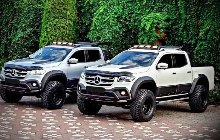 New Mercedes-Benz Truck: