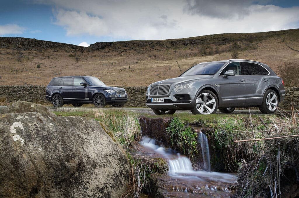 bentley bentayga vs range rover sv 2026