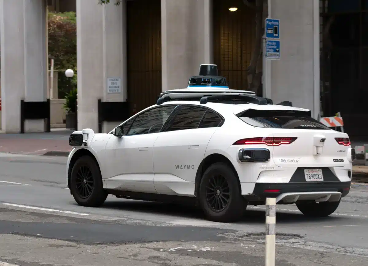 autonomous highway driving luxury cars 2026