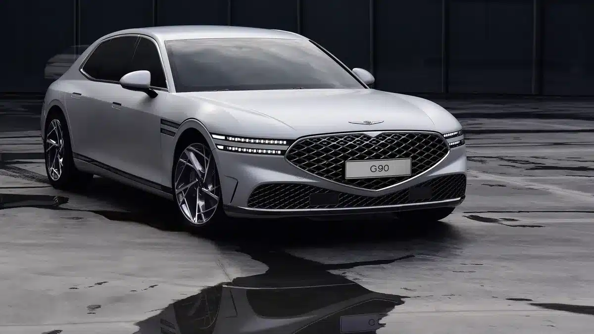 genesis g90 review 2026