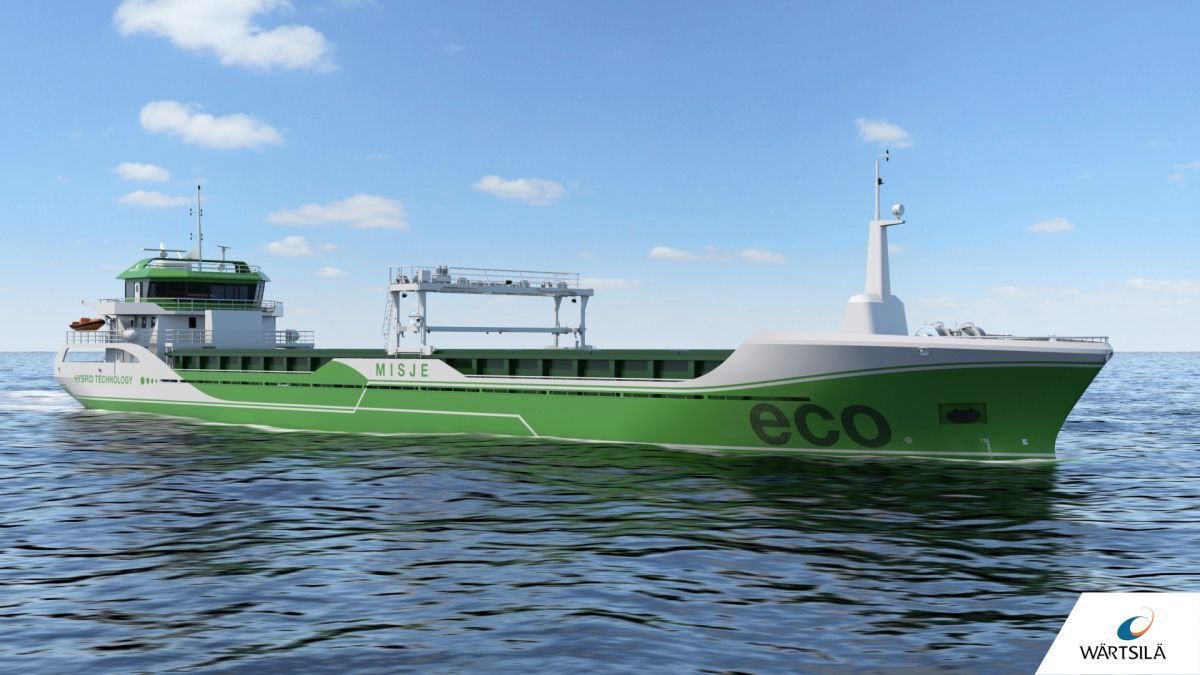 The Three Contenders for Green Yacht Propulsion