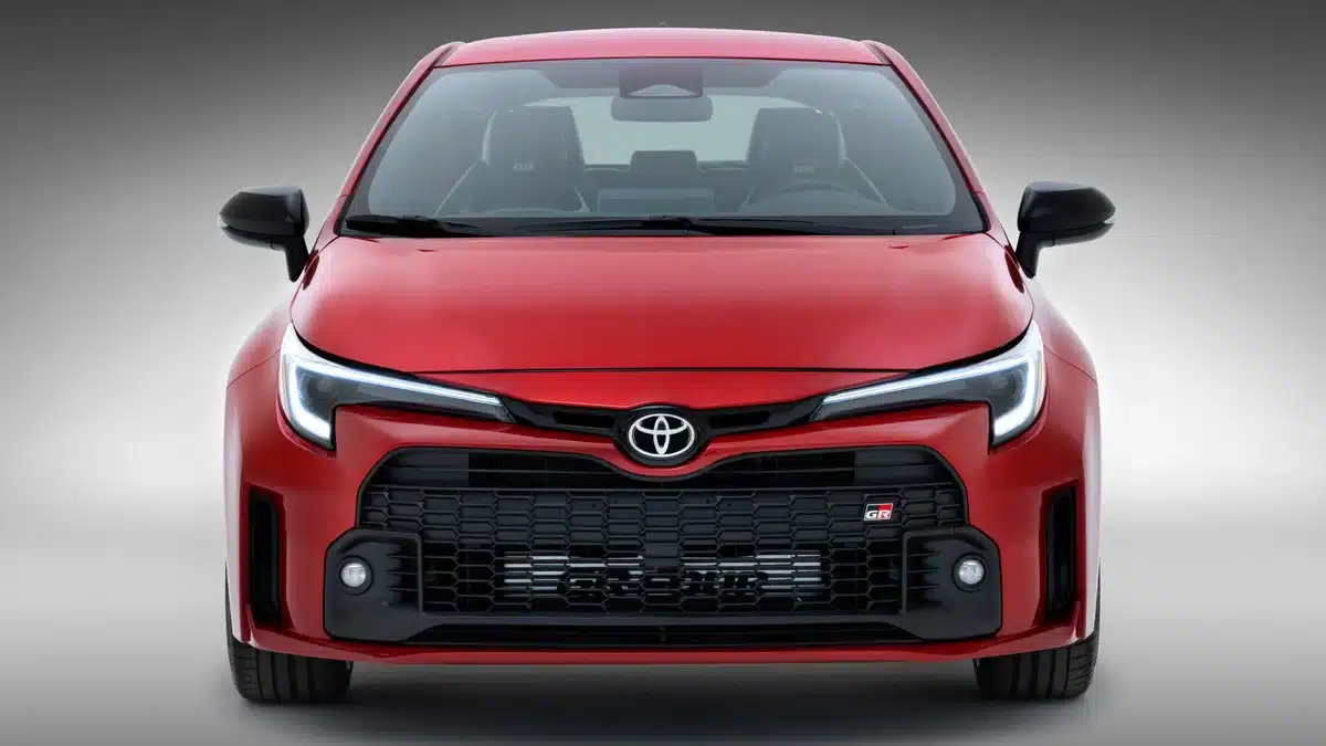 civic type r vs golf r vs gr corolla