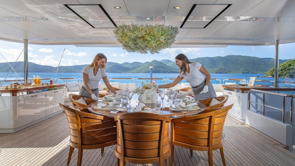 yacht etiquette