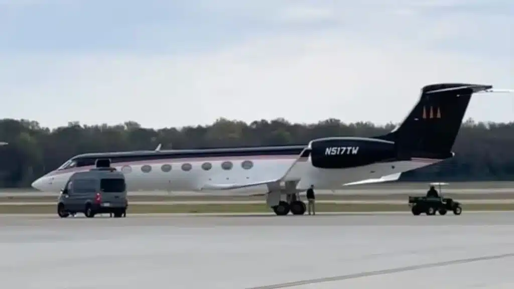 tiger woods' private jet landed in switzerland after his arrest