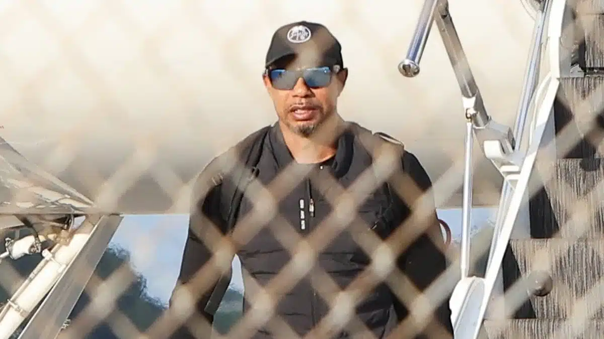 tiger woods' private jet landed in switzerland after his arrest