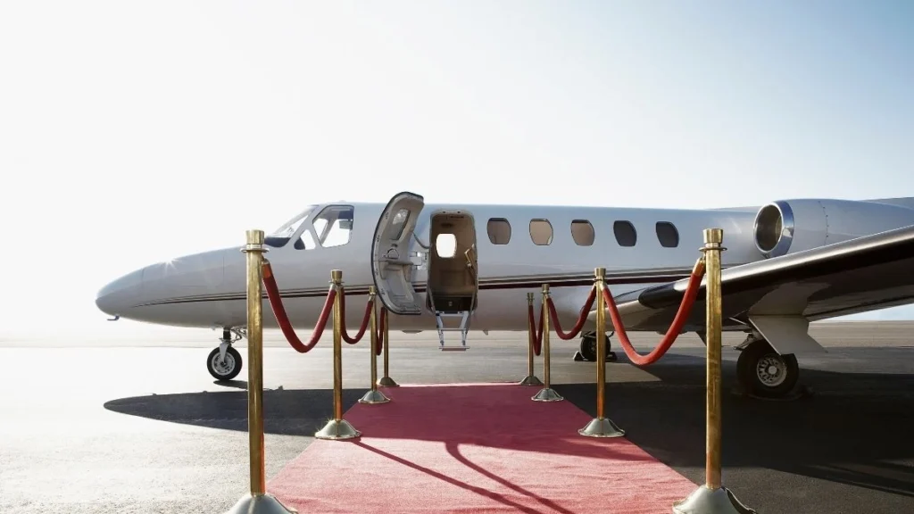cost to charter a private jet