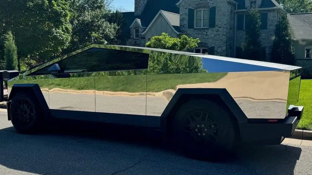 luxury cars in vanderbilt university