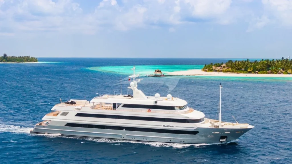 ayyappan family yacht​