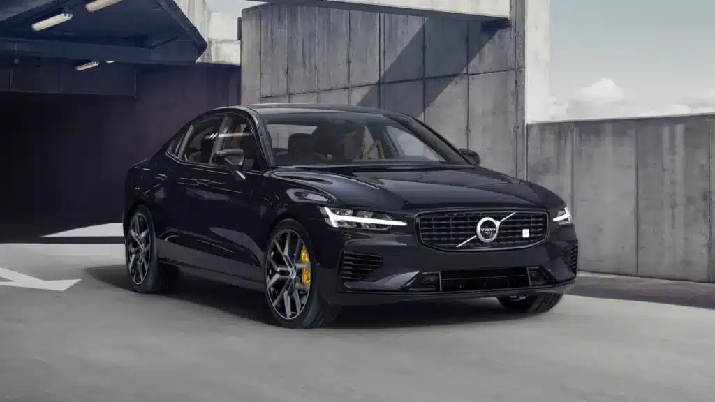 is volvo a luxury brand