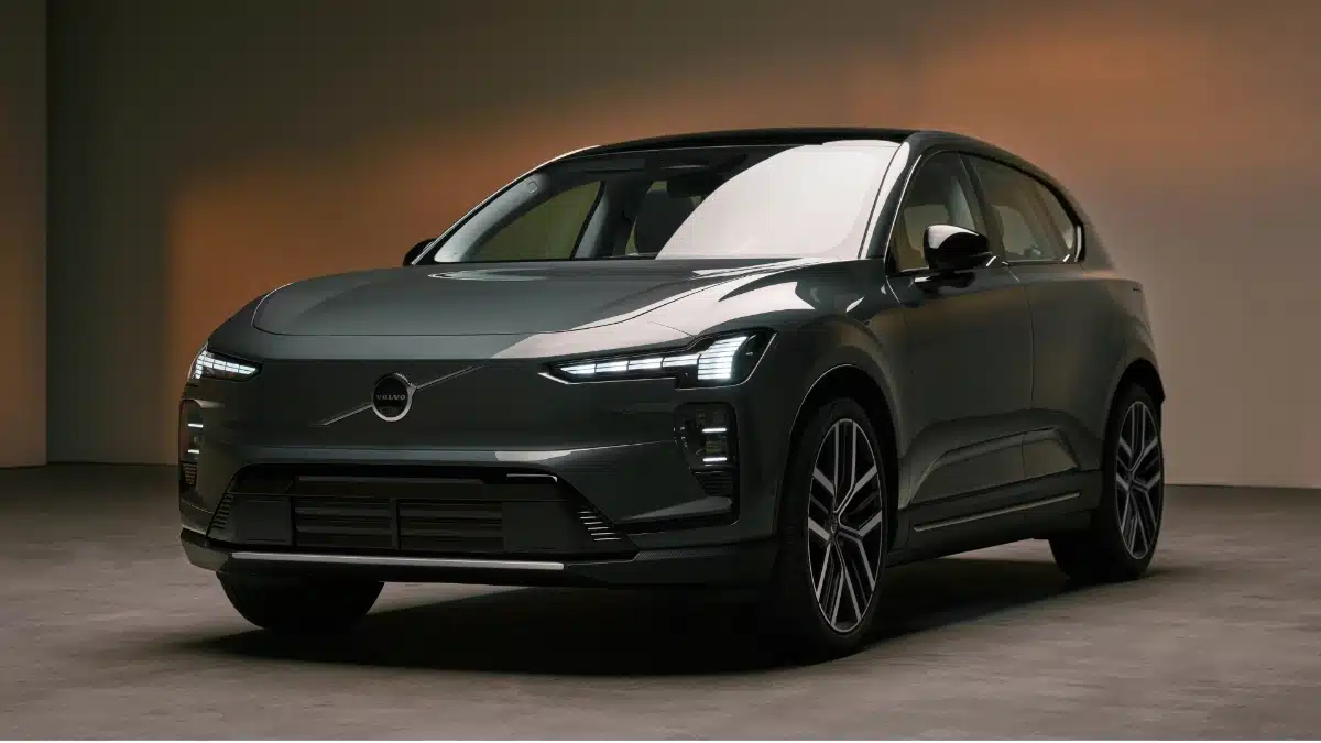 is volvo a luxury brand
