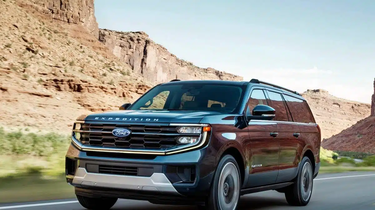 best luxury SUVs for towing