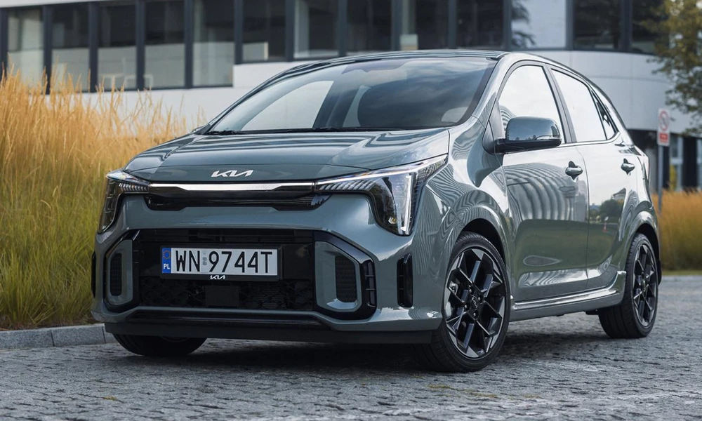 Kia Picanto compact city car exterior
