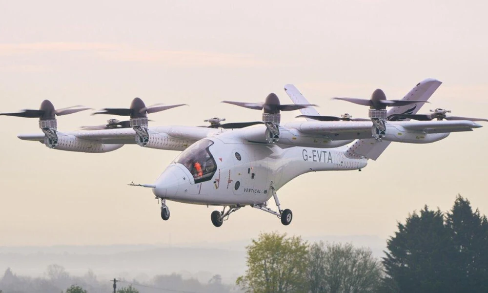 Flying aircraft using wings and rotors for lift